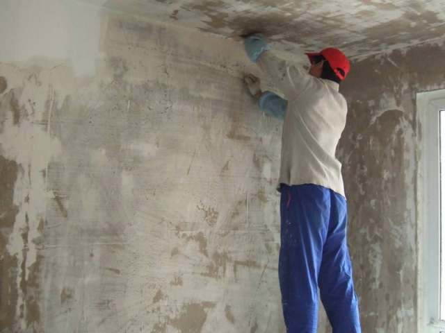 铲墙皮铲到一半后悔了,铲墙皮对墙面的伤害