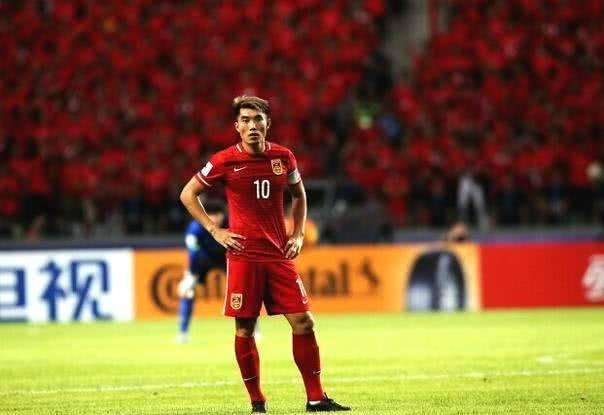 自毁前程！中超豪门端午聚餐球员喝可乐、啤酒！C罗只喝白开水