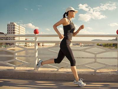 生理期有血块并还发黑，是这5个原因导致，第5个大部分人都有