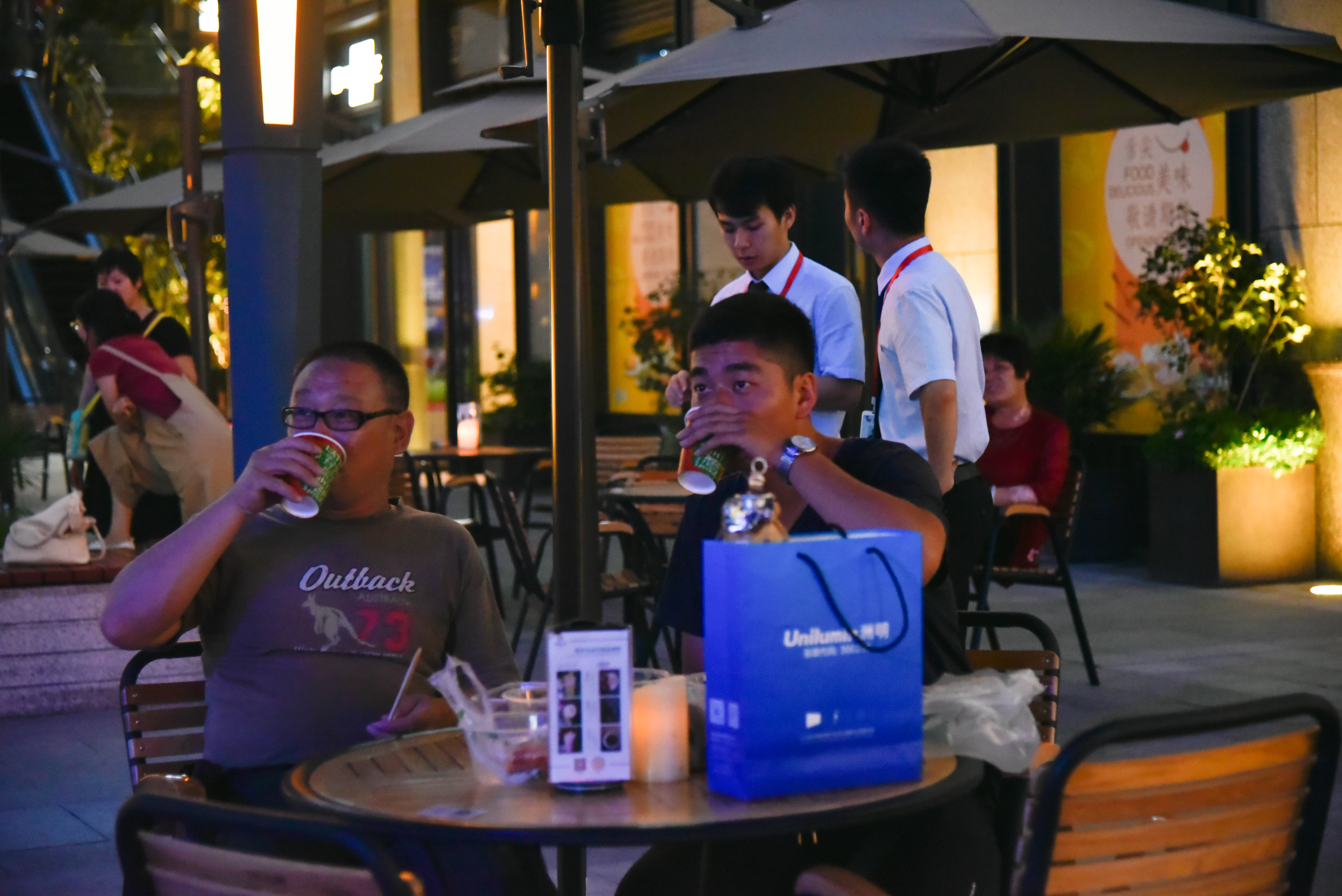 有球必应广场,有球必到台球厅