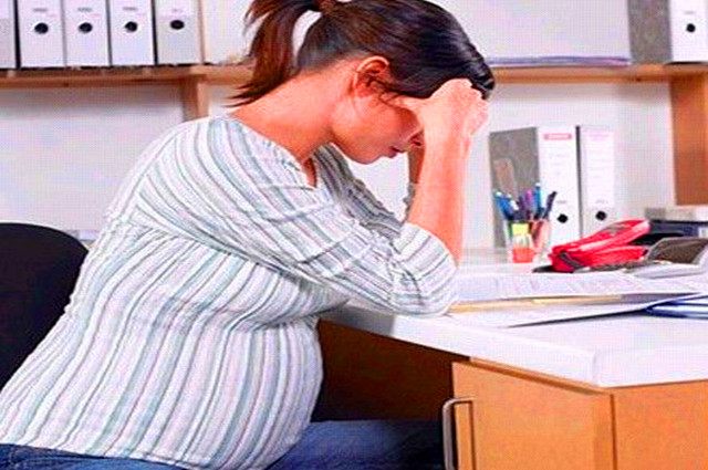 原来孕期胎儿不舒服时，会这样告诉妈妈，这3种反应你有吗？