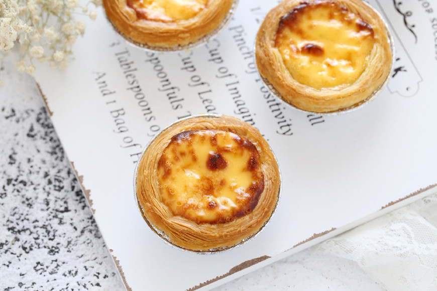 如何做出香甜浓郁的蛋挞 (怎么做奶香浓郁的正宗蛋挞)