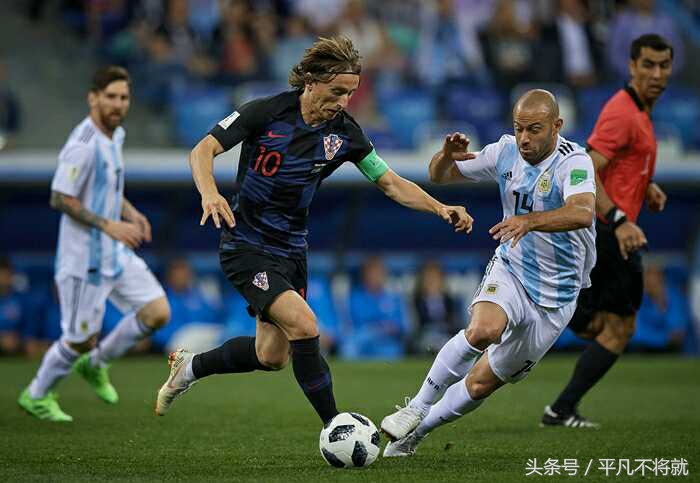 豪尔赫桑保利梅西,梅西炮轰桑保利视频