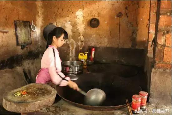 这两个女孩……万万没想到啊！