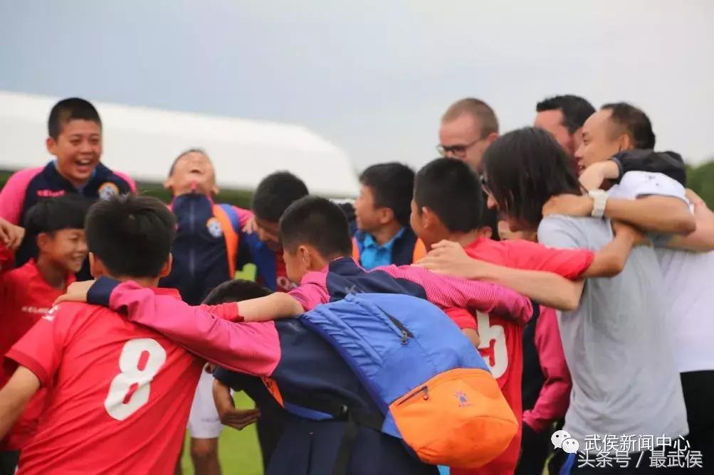 武侯区中小学生足球比赛冠军,成都足球少年夺冠