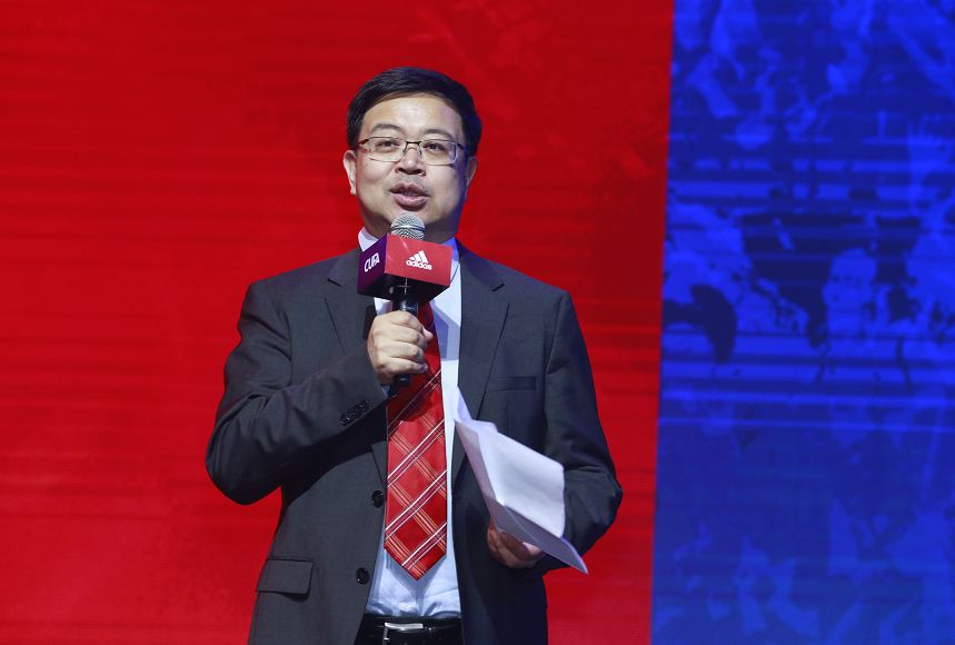 携手阿里,阿迪达斯与足球联赛的联名