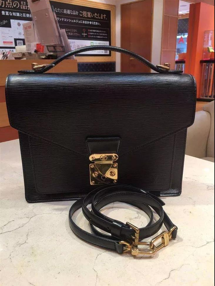 选一款实用性高的lv包包,lv的哪款包包比较百搭