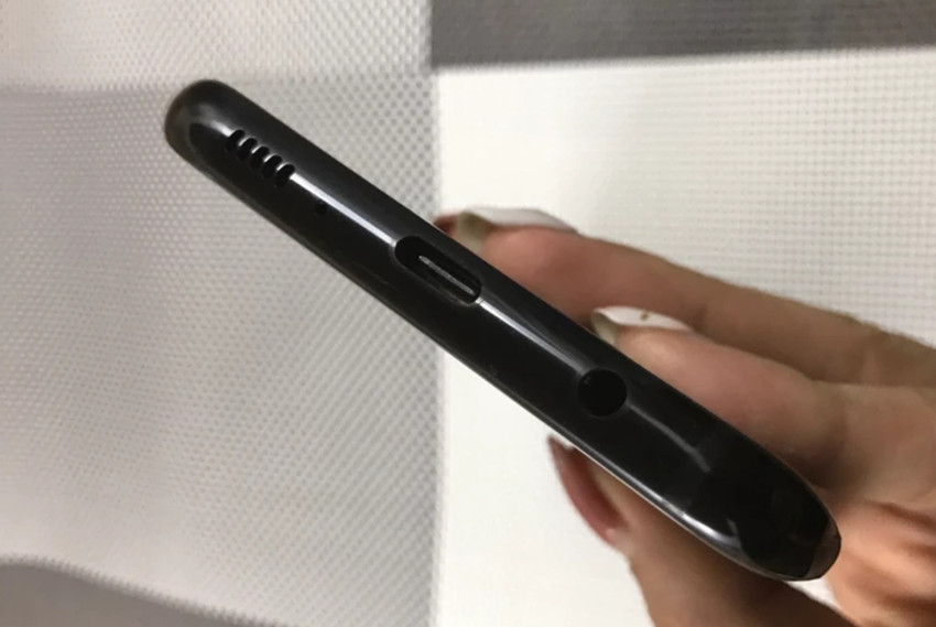 二手三星s8+还值得买吗,女友10000元买电脑