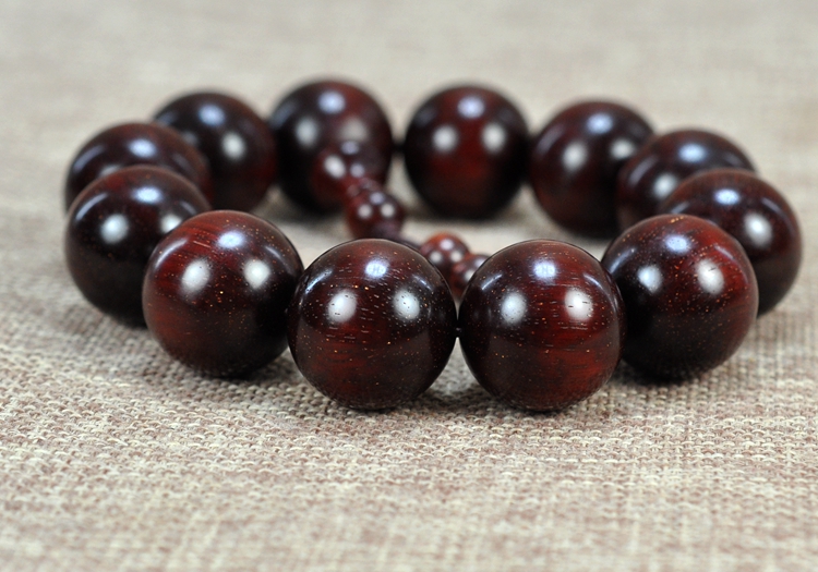 小叶紫檀手串多少钱,小叶紫檀手串