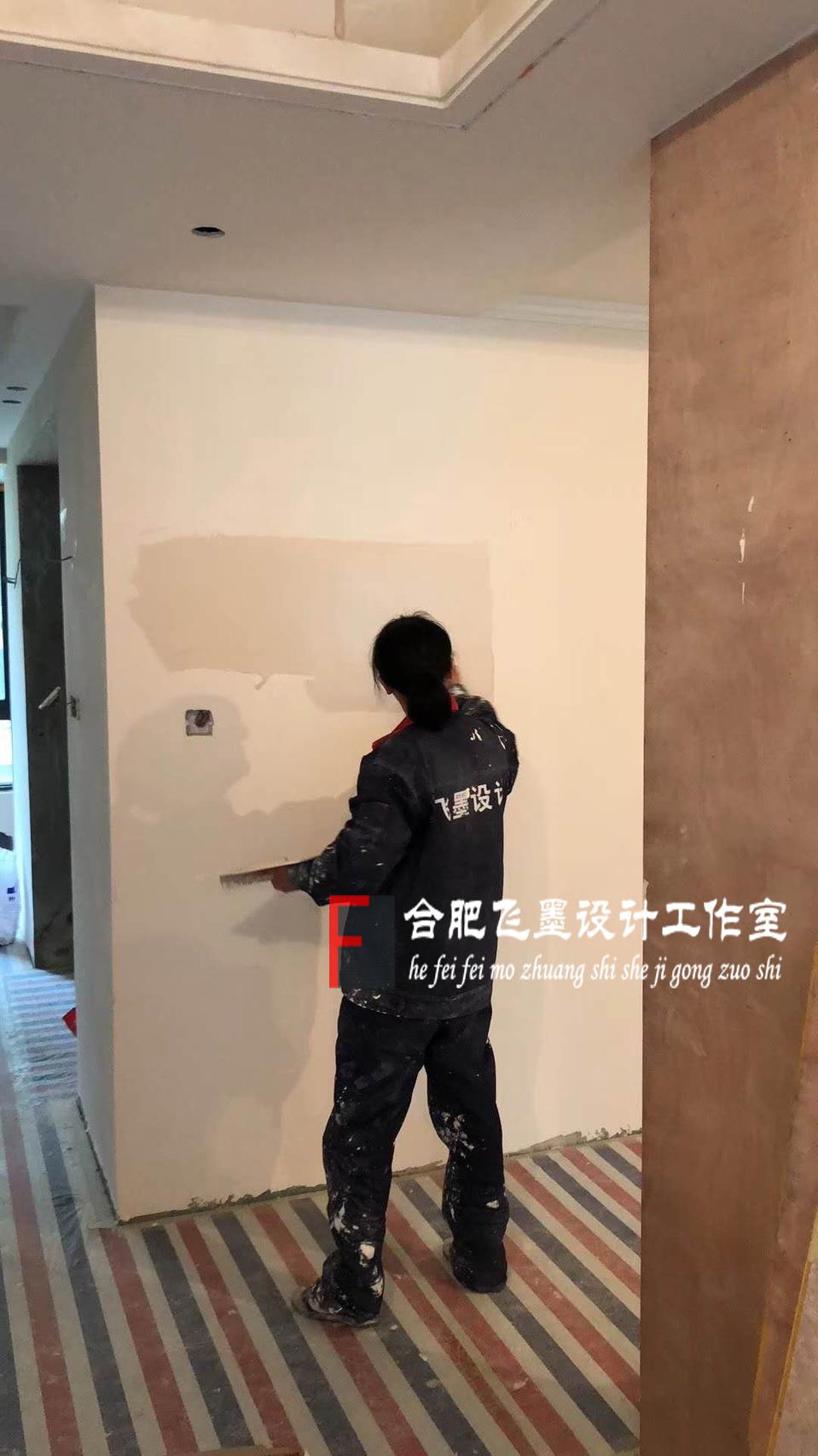 墙面刷漆后不平整怎么补救,油漆墙面脱粉