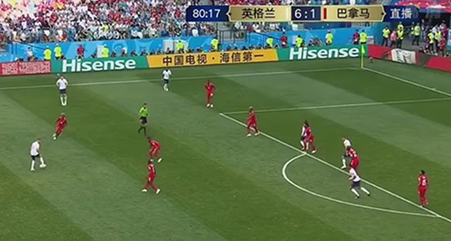 输球赢人心！朝对手竖大拇指，巴拿马主帅这一友好动作被记录下来