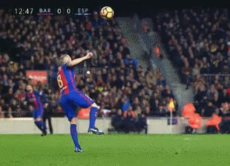 足球赛场上意外瞬间,世界杯足球比赛造越位精彩瞬间