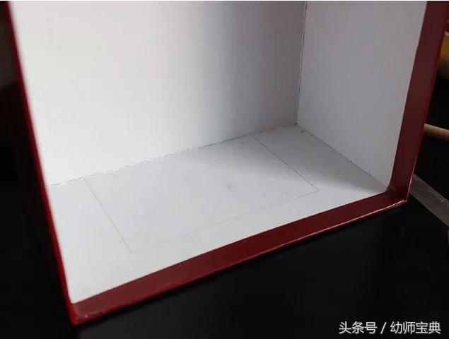 幼儿园足球世界杯手工作品,简单的足球手工