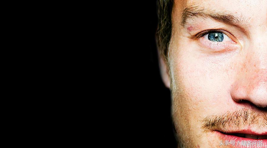 男人胡子变白意味着到更年期了吗,中年男人胡须变白了是怎么回事