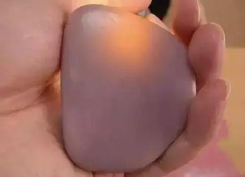 桃花玉籽料为什么是粉色,七种纯色籽料的特征是什么