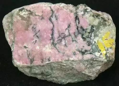 桃花玉籽料为什么是粉色,七种纯色籽料的特征是什么