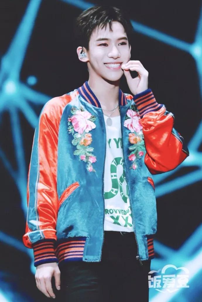 乐华七子见面会heartfullofyou,乐华七子北京见面会粉丝游戏互动