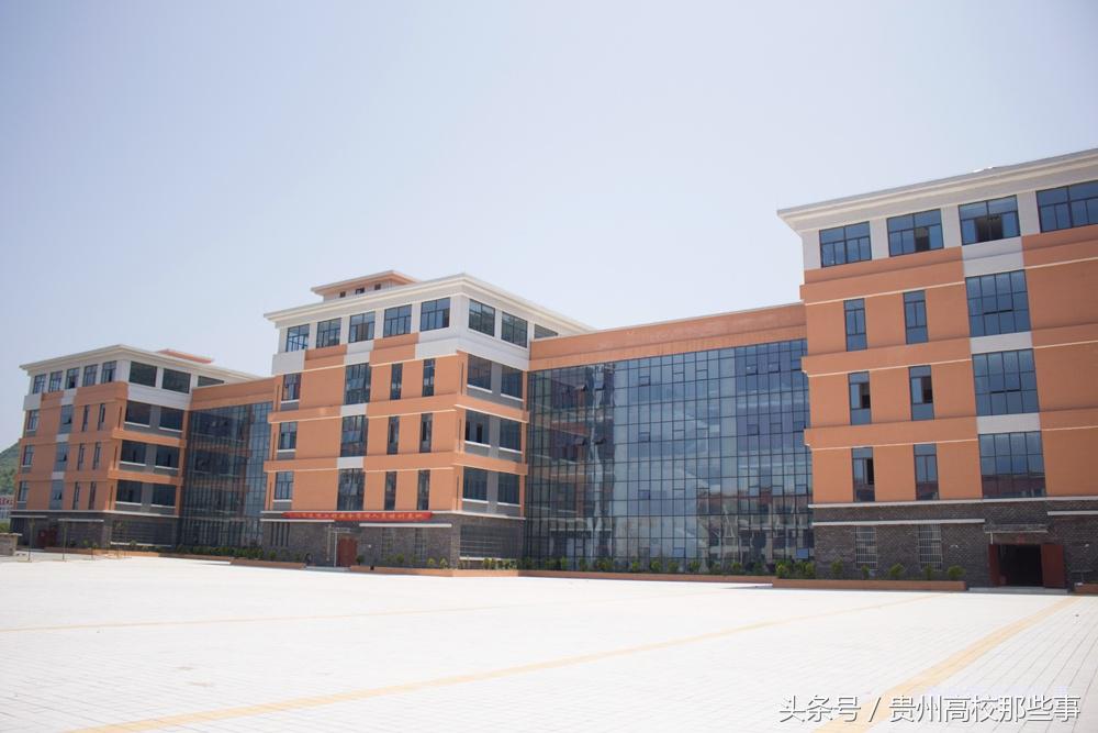 填志愿选贵州专科学校建议一下,贵州文史类大专院校