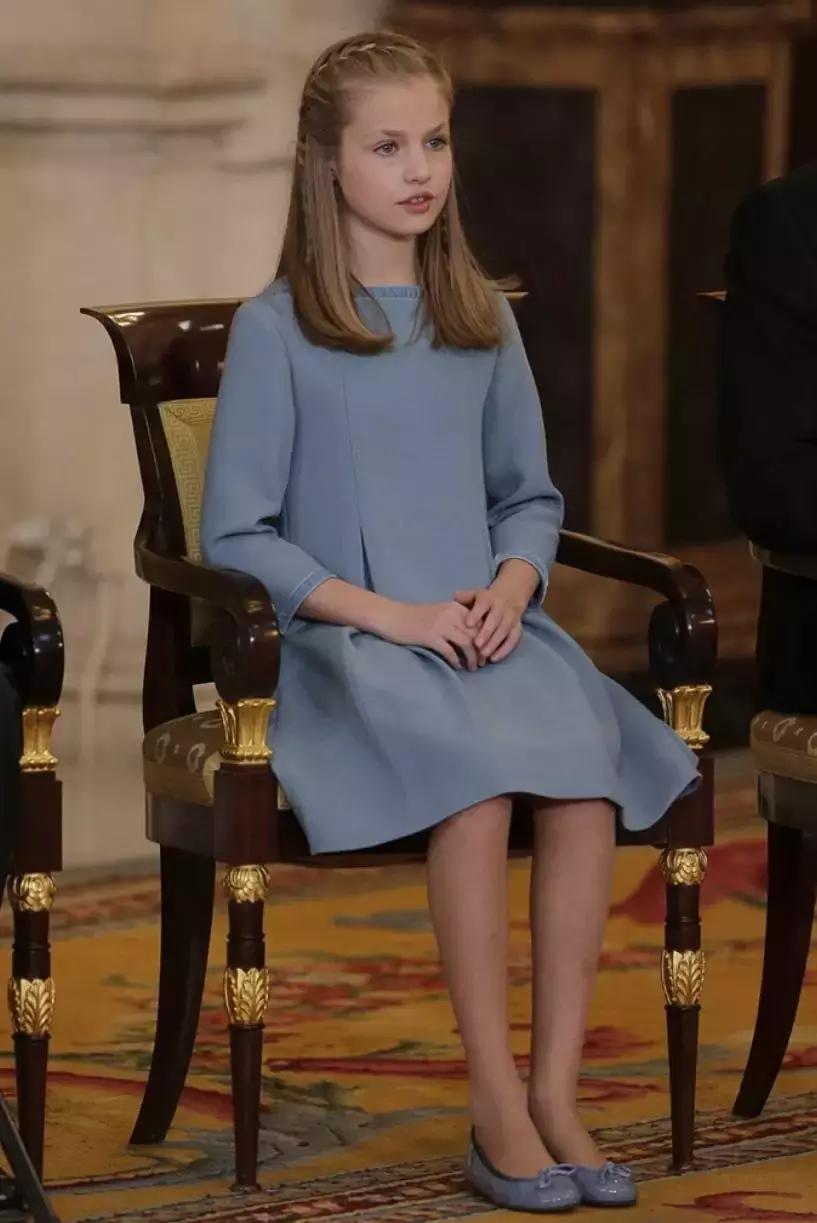 逼死强迫症小白鞋,高帮小白鞋平底鞋推荐