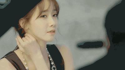 PP、腋下、手肘、三角区发黑暗沉？日本女*爱性**用好物，抹一抹，4周白嫩如少女！