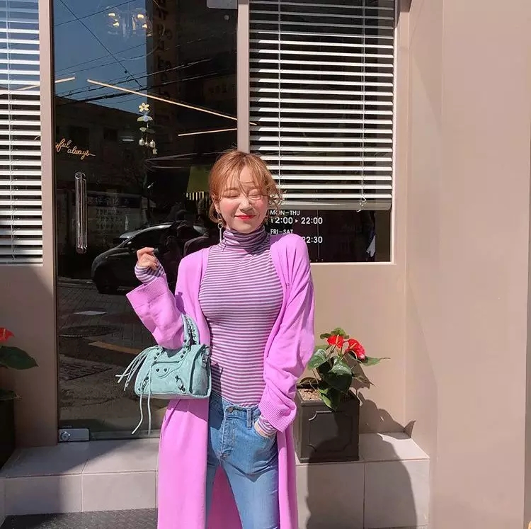 别人的大胸成累赘，平胸成烦恼，我这样穿，随意都好看