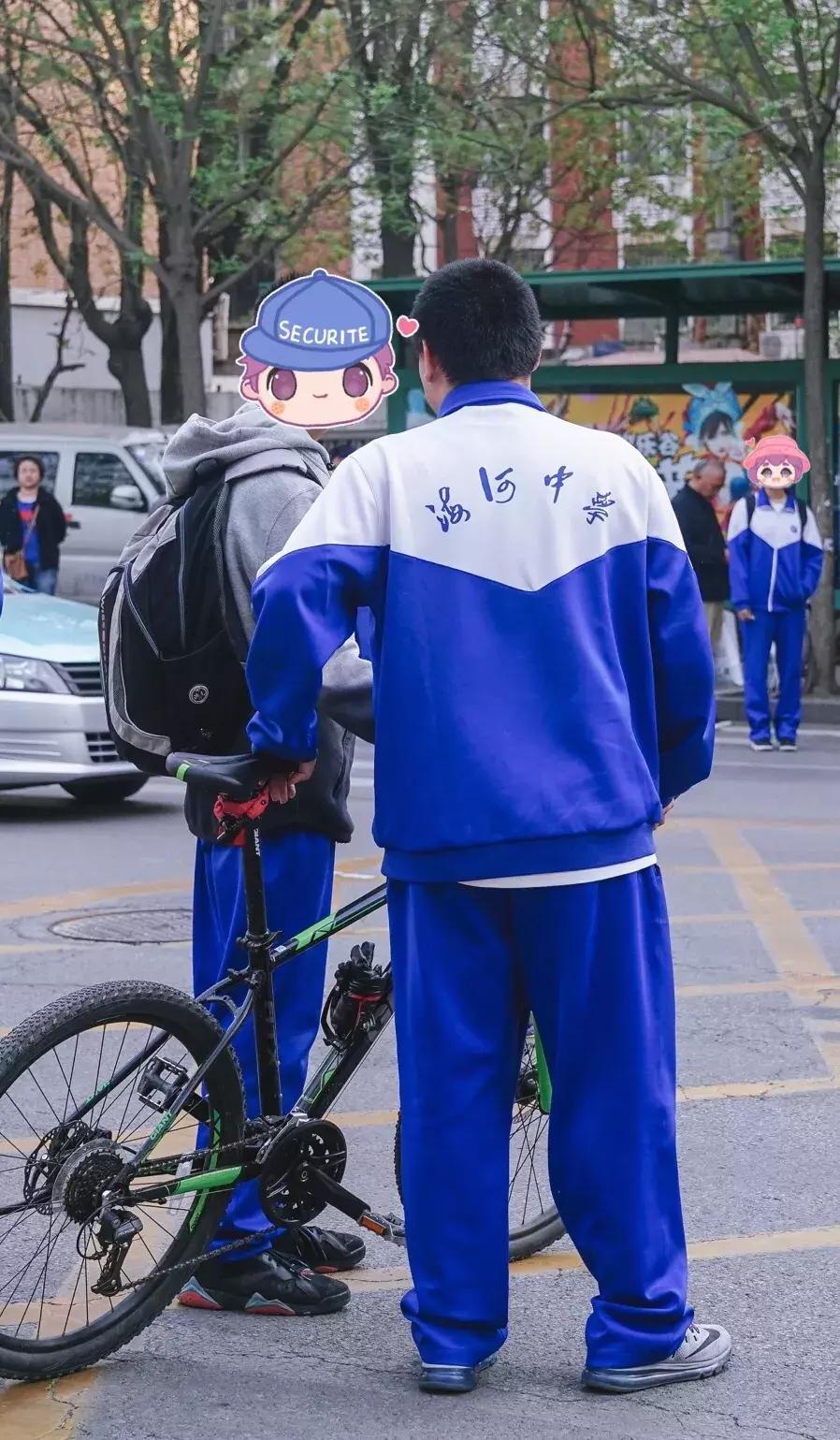 天津各学区的校服,天津市各个学校校服