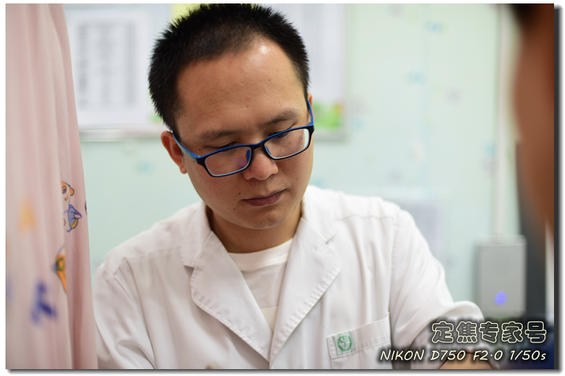 医生告知宝宝一侧*丸睾**扭转坏死，宝妈却扭头让宝宝叫旁边孩子哥哥