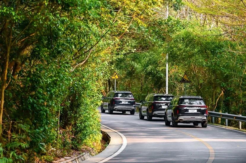 星途揽月六座2.0t试驾视频,星途揽月2023款两驱越野试驾