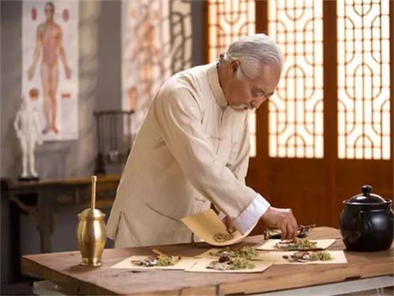 找对象为什么要找手脚冰凉的,为什么找女朋友要找手冷的