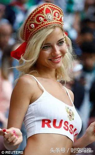 世界杯现场那些颜值巅峰女球迷,世界杯赛场那些高颜值女球迷瞬间