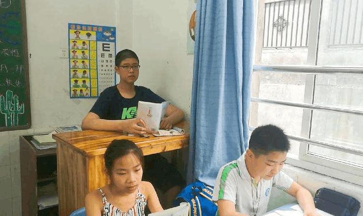 四川14岁男孩身高221破吉尼斯纪录,四川男孩2米多