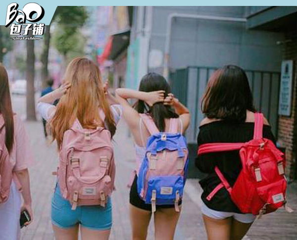 又来一波种草林允的双肩背秒变元气少女