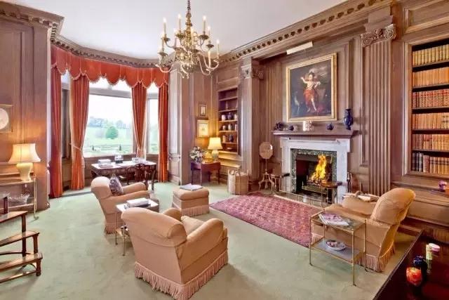 足球巨星梅西的别墅,世界杯球员豪宅