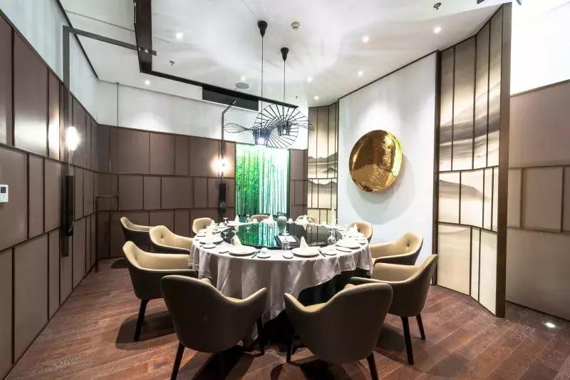 新天地开业的美食广场,新天地时尚购物中心美食