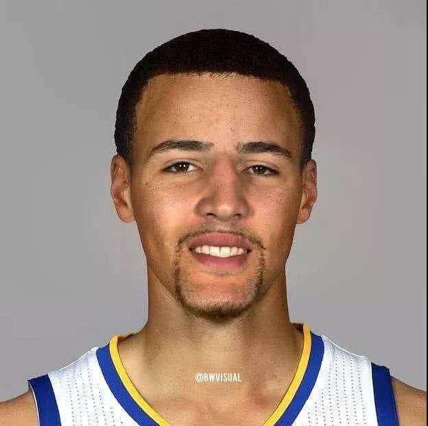 鐩樼偣nba鐞冩槦缁忓吀鎾炶劯鏃跺埢,鐪艰姳缂贡缃楃撼灏旇开灏煎ゥ