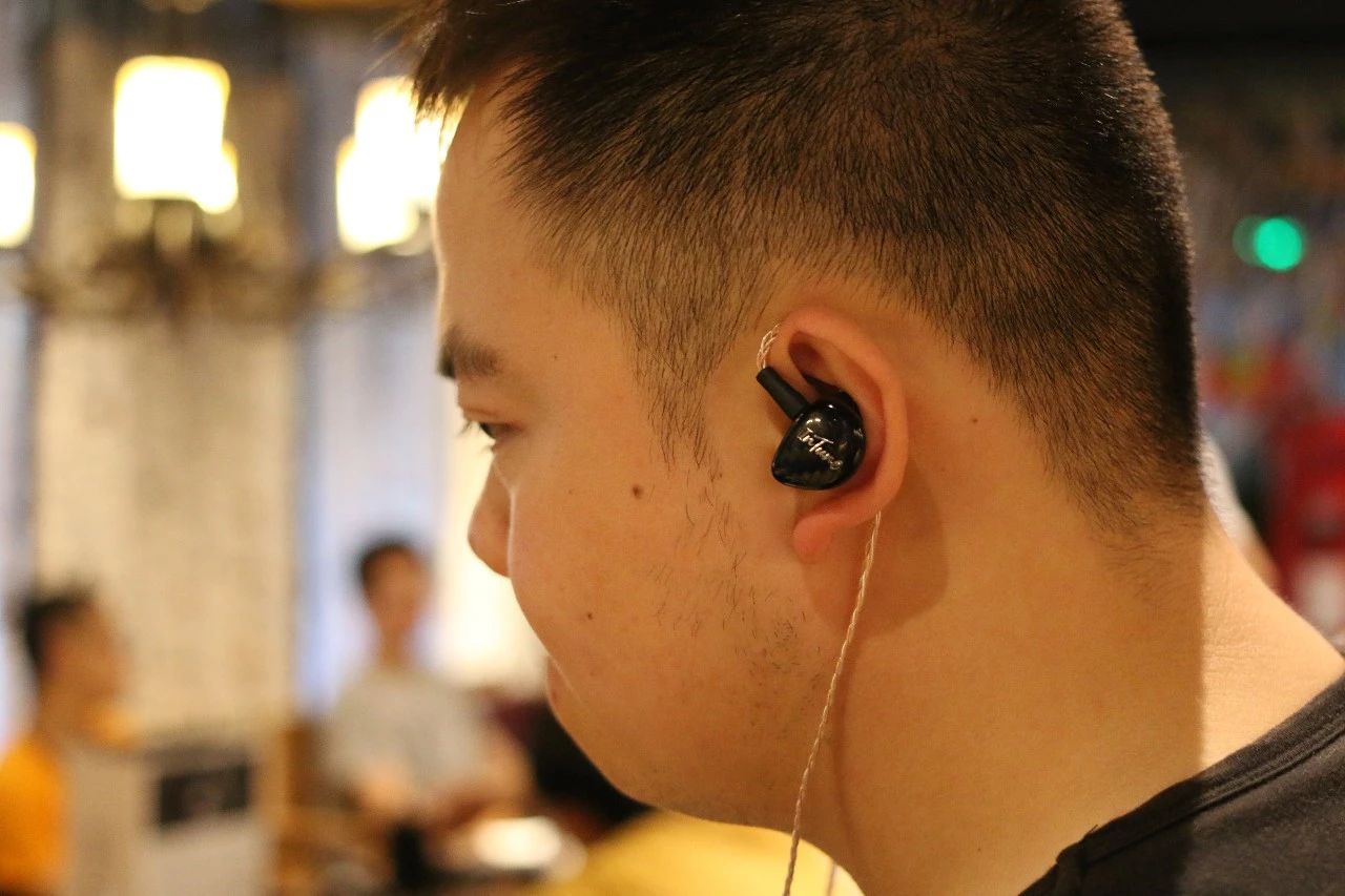 时隔两年多的聚会,时隔两年再次聚到一起