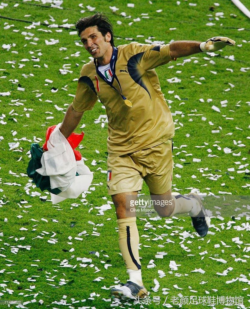 2006年世界杯,意大利带puma攀升巅峰,山猫帮人海战术大获成功