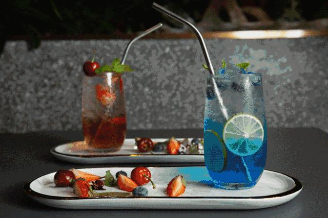 世界杯据点再+1！3.5米超大LED环绕式看球，竟然是个文艺咖啡馆……