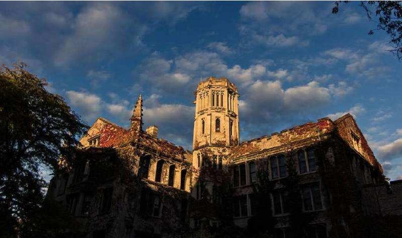 里海大学，美国一所历史悠久的顶尖私立研究型，本科教育非常优秀