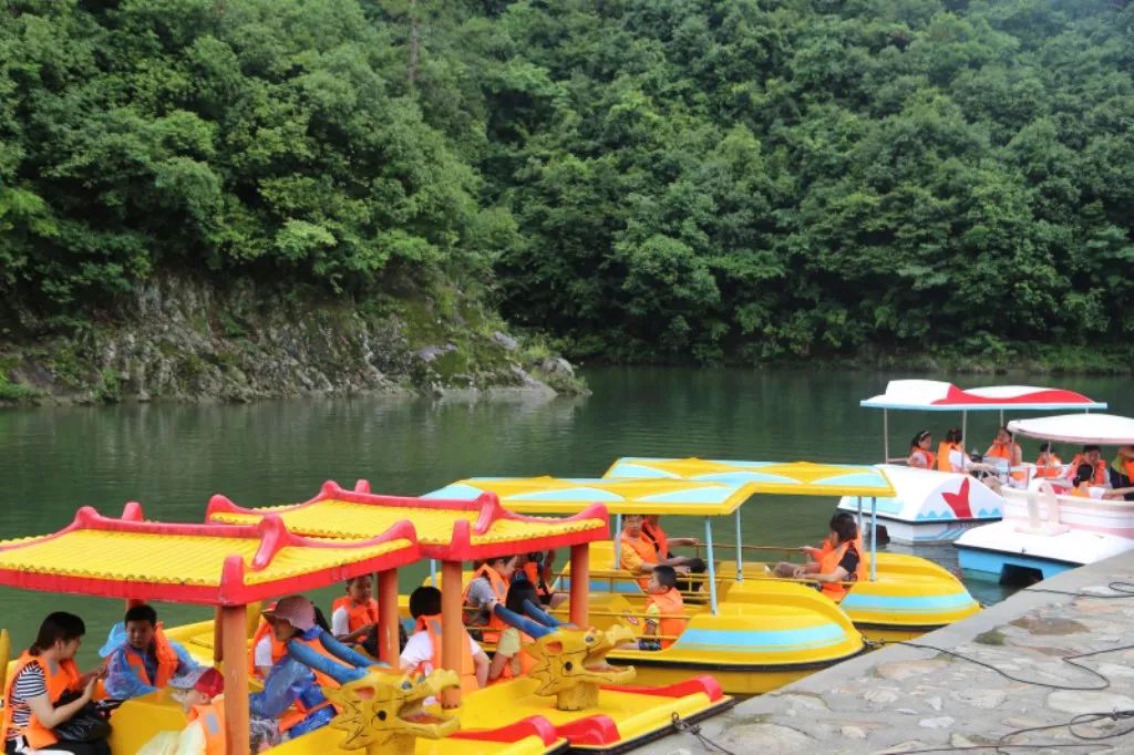 岳西思源学校足球比赛,岳西县足球比赛