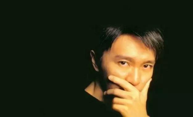 周星驰身患孤独绝症,憔悴老态:我让全世界笑过,岁月却没饶过我