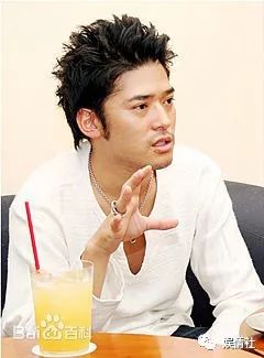 日本女明星遭老公背叛,日本女艺人被前男友曝光