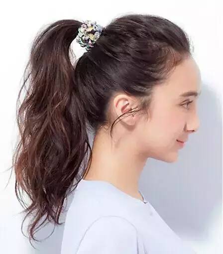 30-40岁女人烫发扎头发,烫发后怎么扎好看2019