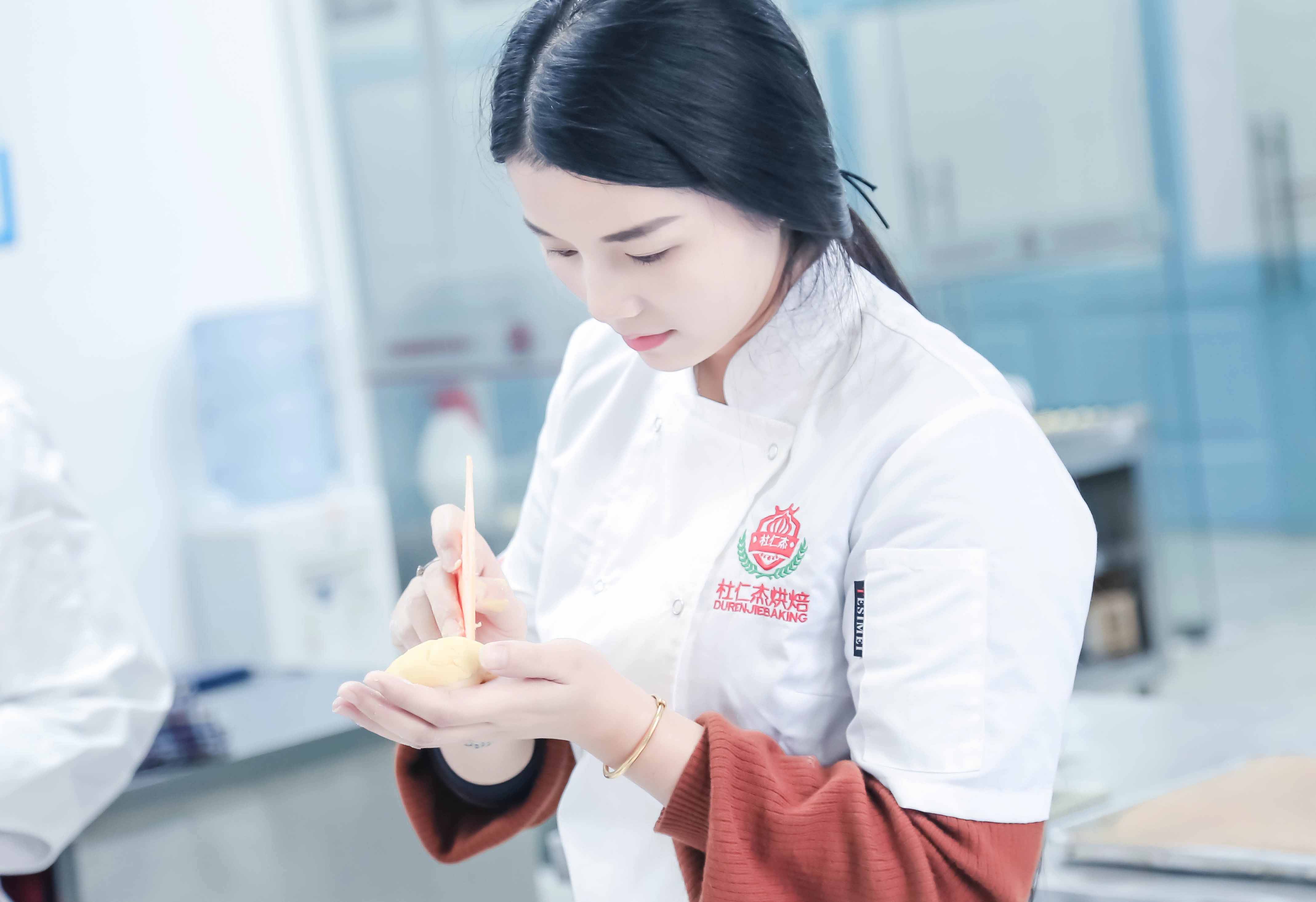 教你做草莓冻芝士蛋糕,酸奶冻芝士蛋糕超级好吃