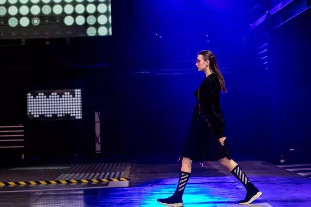 领克潮流时尚,领克汽车当之无愧的时尚弄潮儿