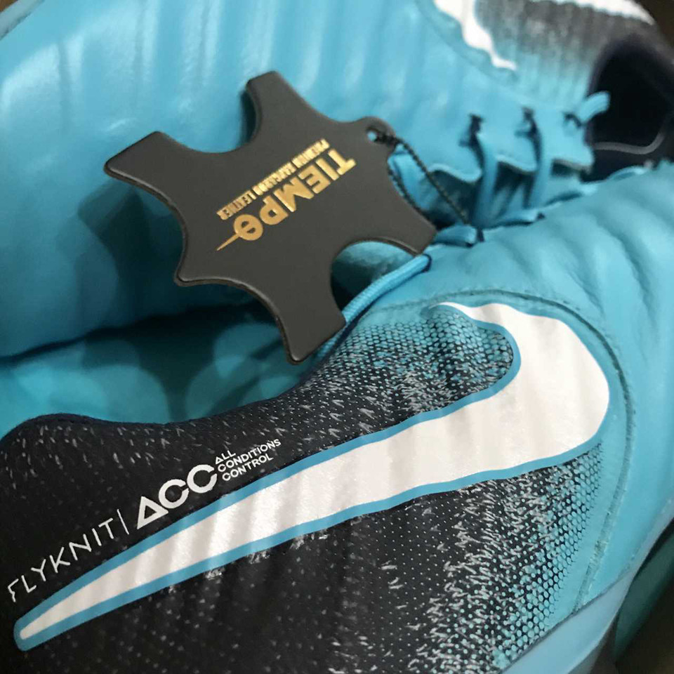 安踏enjoyz联名足球鞋,enjoyz足球鞋