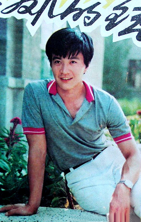 周里京：80年代男明星齐名唐国强比陈道明更帅立志做演技派演员