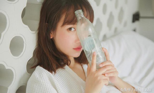 十二星座吃朋友醋天秤座,十二星座吃谁的醋