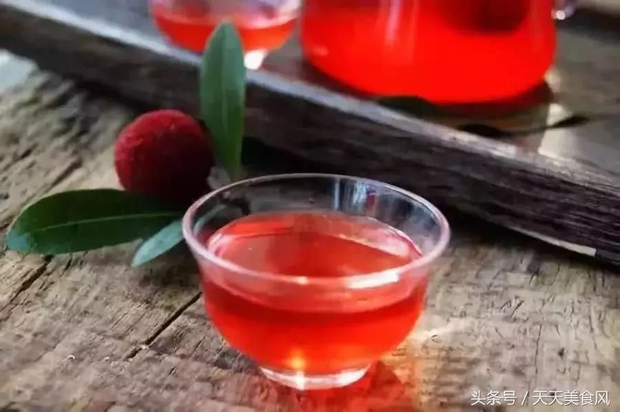 自家酿酒杨梅酒睡觉前喝一点,糯米杨梅酒是古法酿酒方法吗