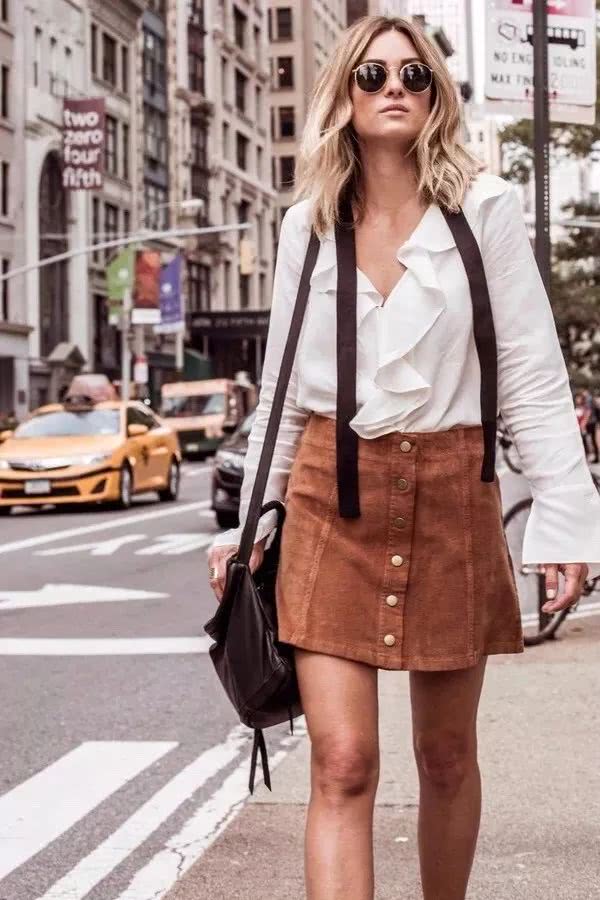 超模杜鹃的特征,超模杜鹃最新穿搭